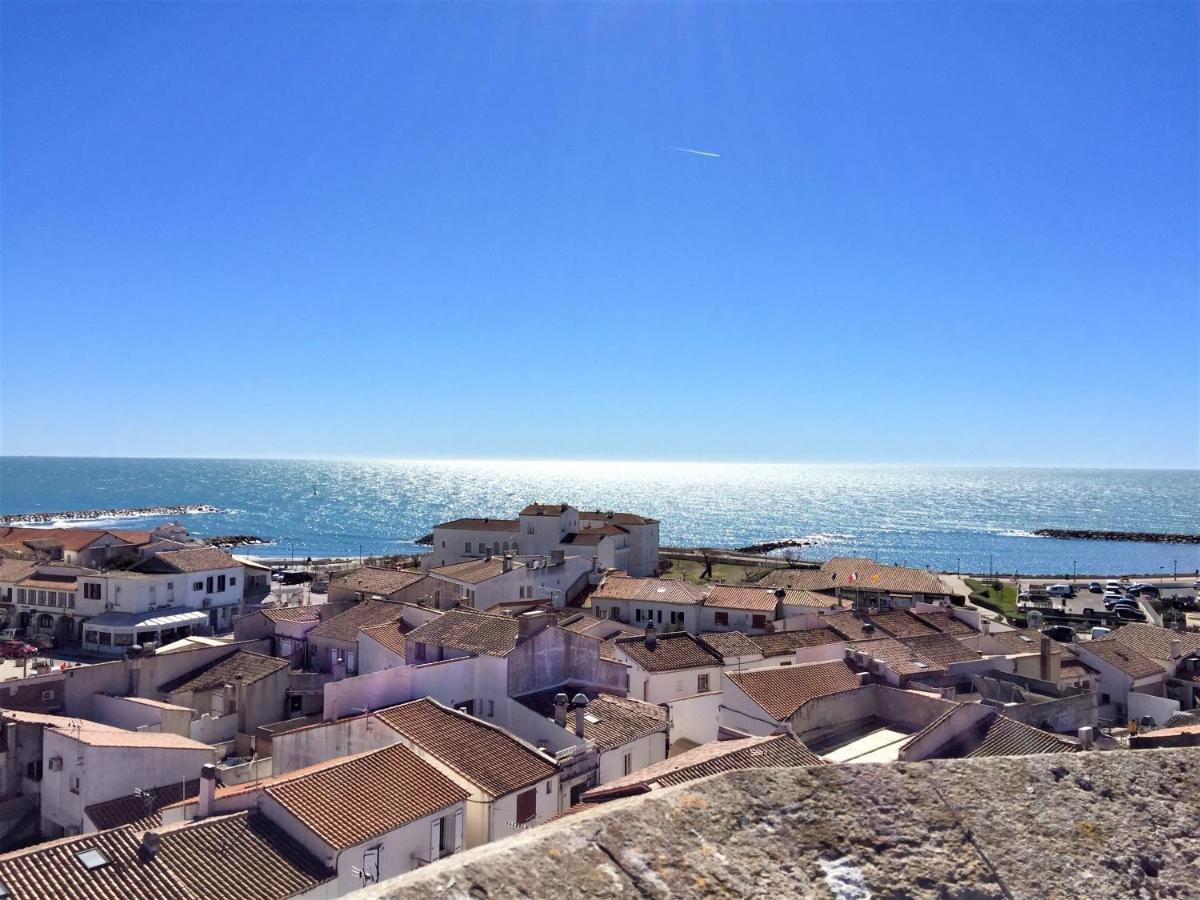Hotel Lou Marques Saintes-Maries-de-la-Mer Bagian luar foto
