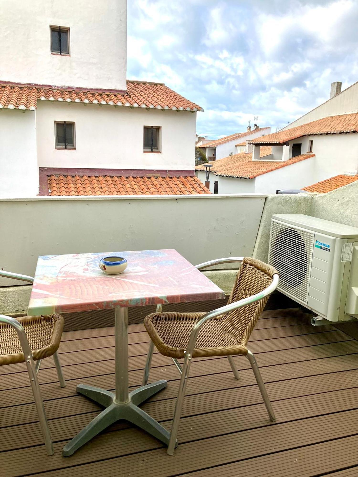 Hotel Lou Marques Saintes-Maries-de-la-Mer Bagian luar foto